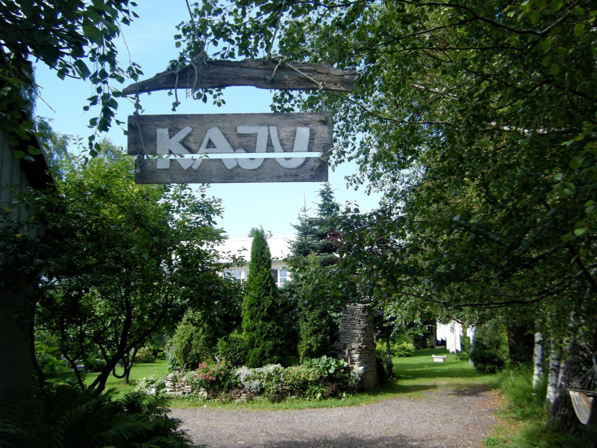 Kaju Guesthouses Nasva ภายนอก รูปภาพ