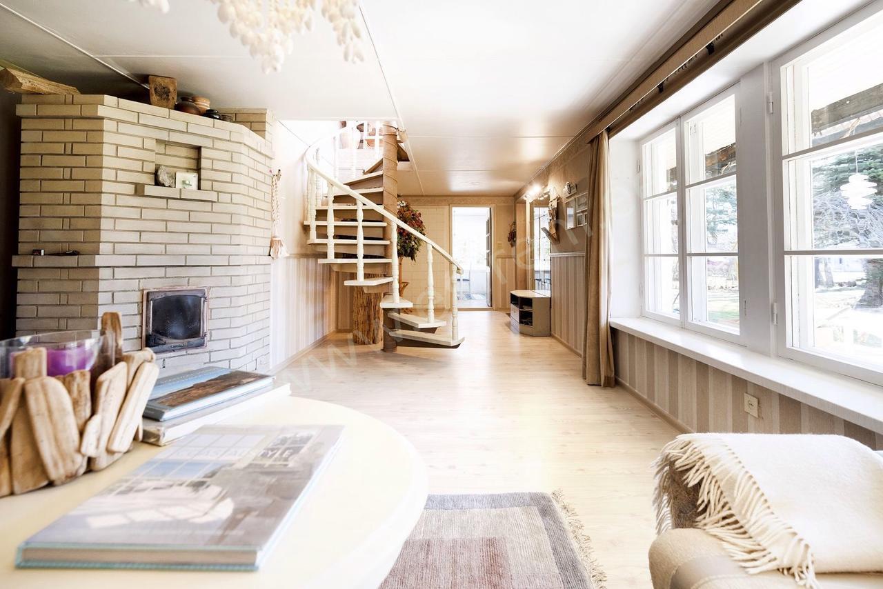 Kaju Guesthouses Nasva ภายนอก รูปภาพ