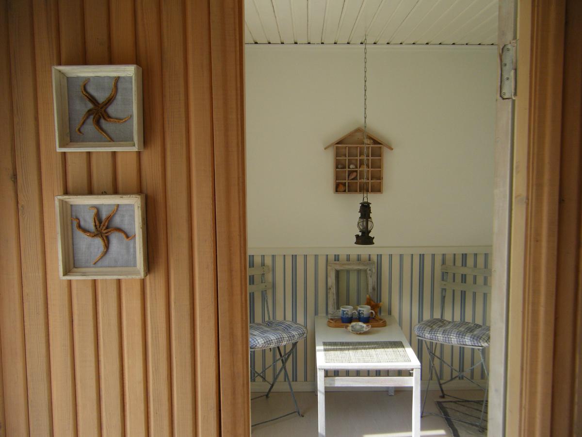 Kaju Guesthouses Nasva ภายนอก รูปภาพ