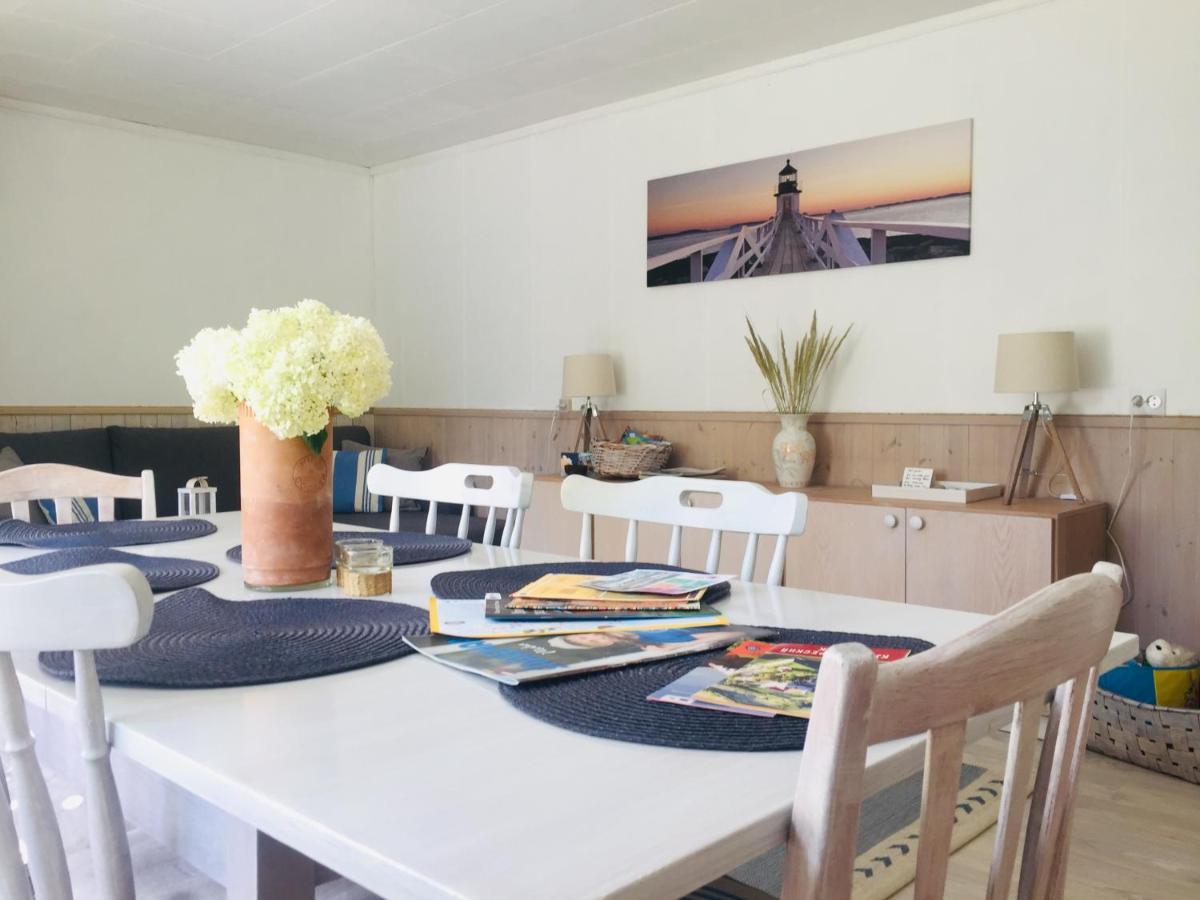 Kaju Guesthouses Nasva ภายนอก รูปภาพ